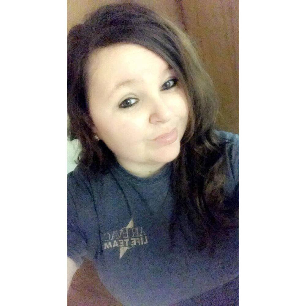 Meet your Posher, Monica